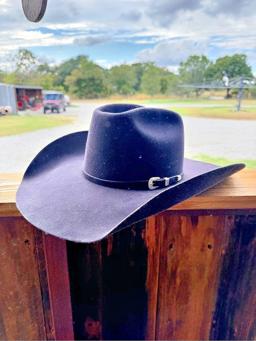 Capital Hatters Western Felt Hat in Black Cherry Size 7 1/8 Like New